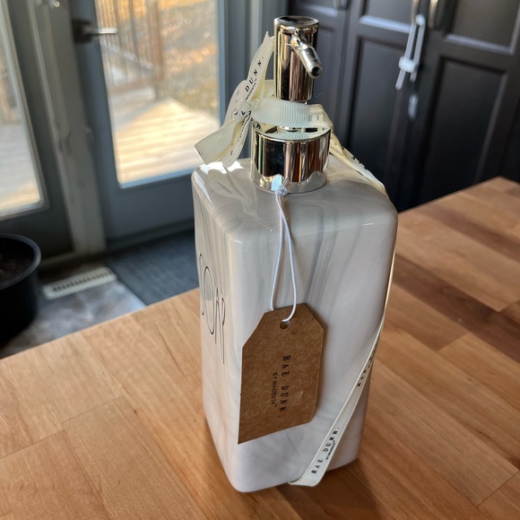 ❤️‍🔥Rae Dunn Soap Pump - Picture 4 of 5